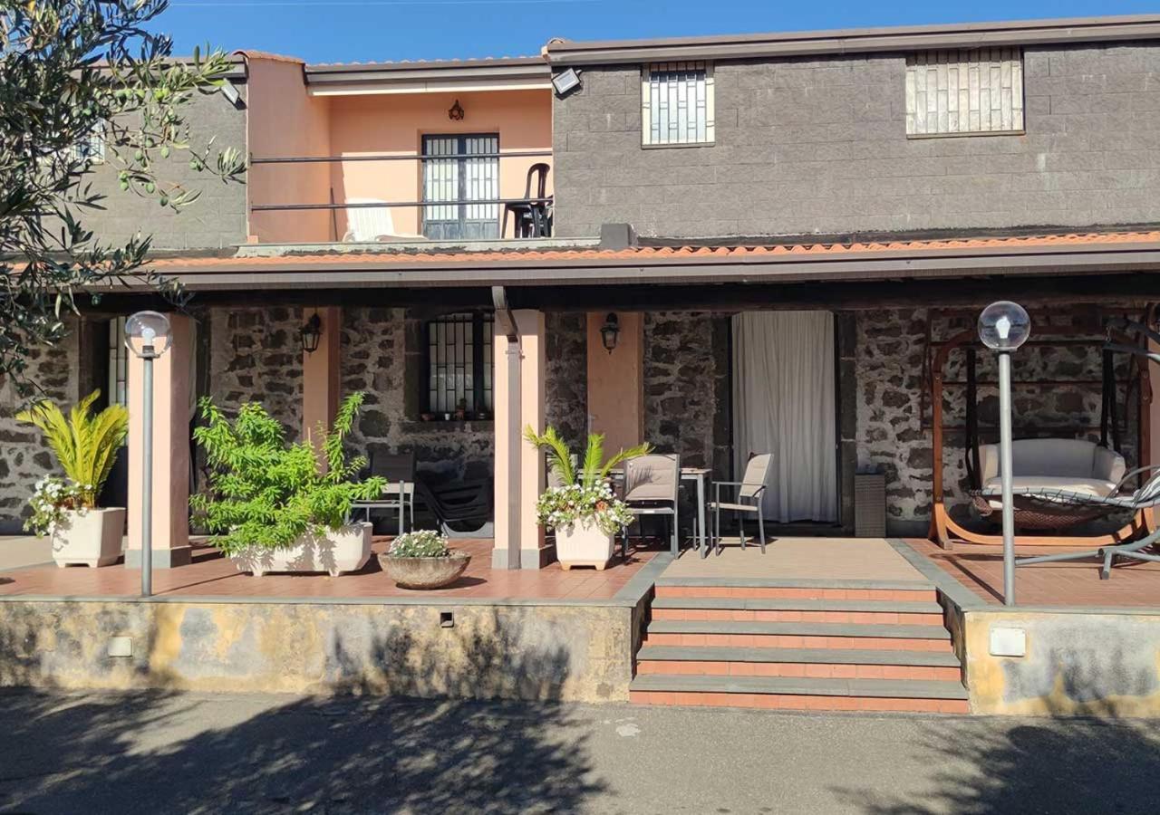 Peri Peri Etna Guest House Montargano Екстер'єр фото