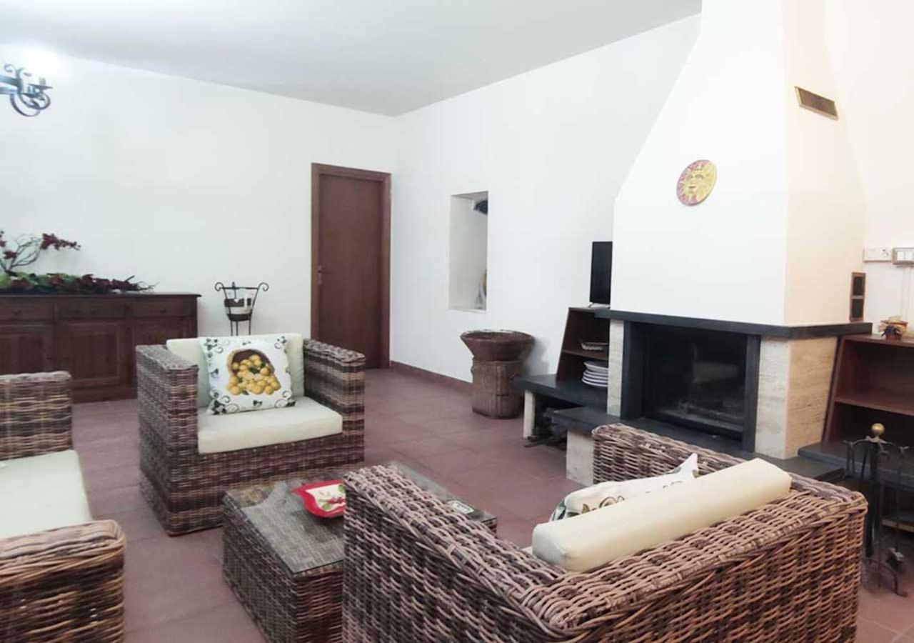 Peri Peri Etna Guest House Montargano Екстер'єр фото