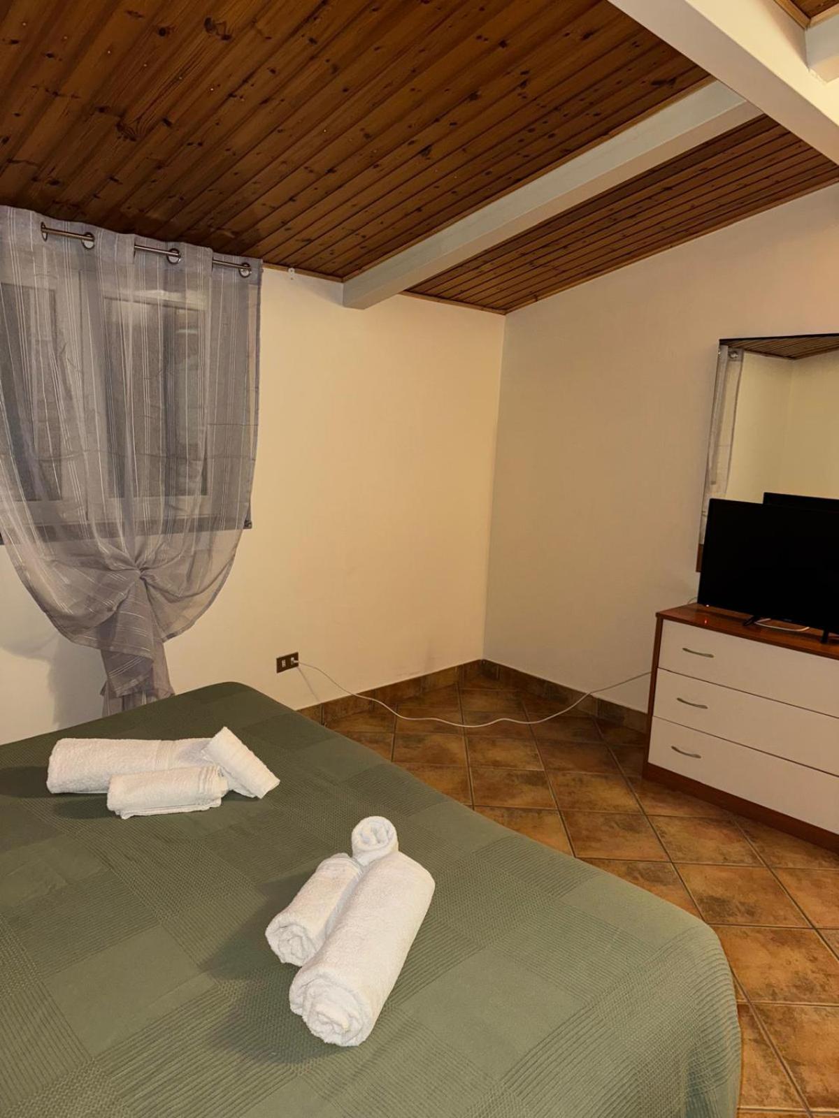 Peri Peri Etna Guest House Montargano Екстер'єр фото